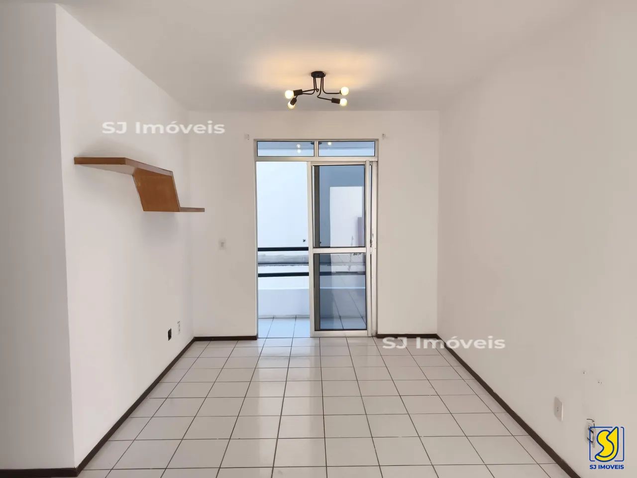 Apartamento com 1 suíte e varanda no Cambeba - Foto 2