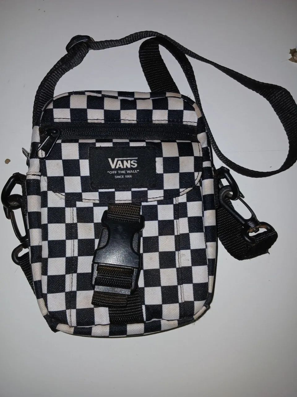 Bolsinha da vans "bag" transversal quadriculada