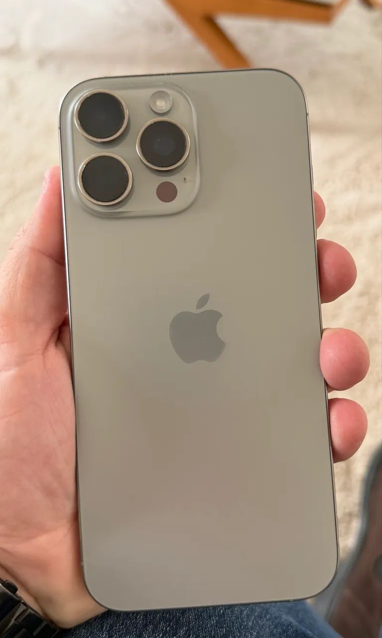 IPHONE 16 PRO MAX 256 perfeito