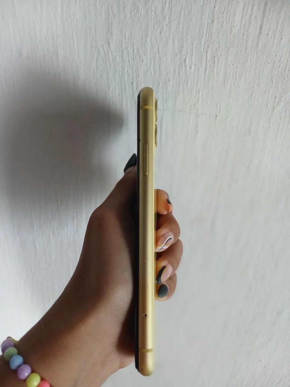 iPhone 11 semi novo  - Foto 4