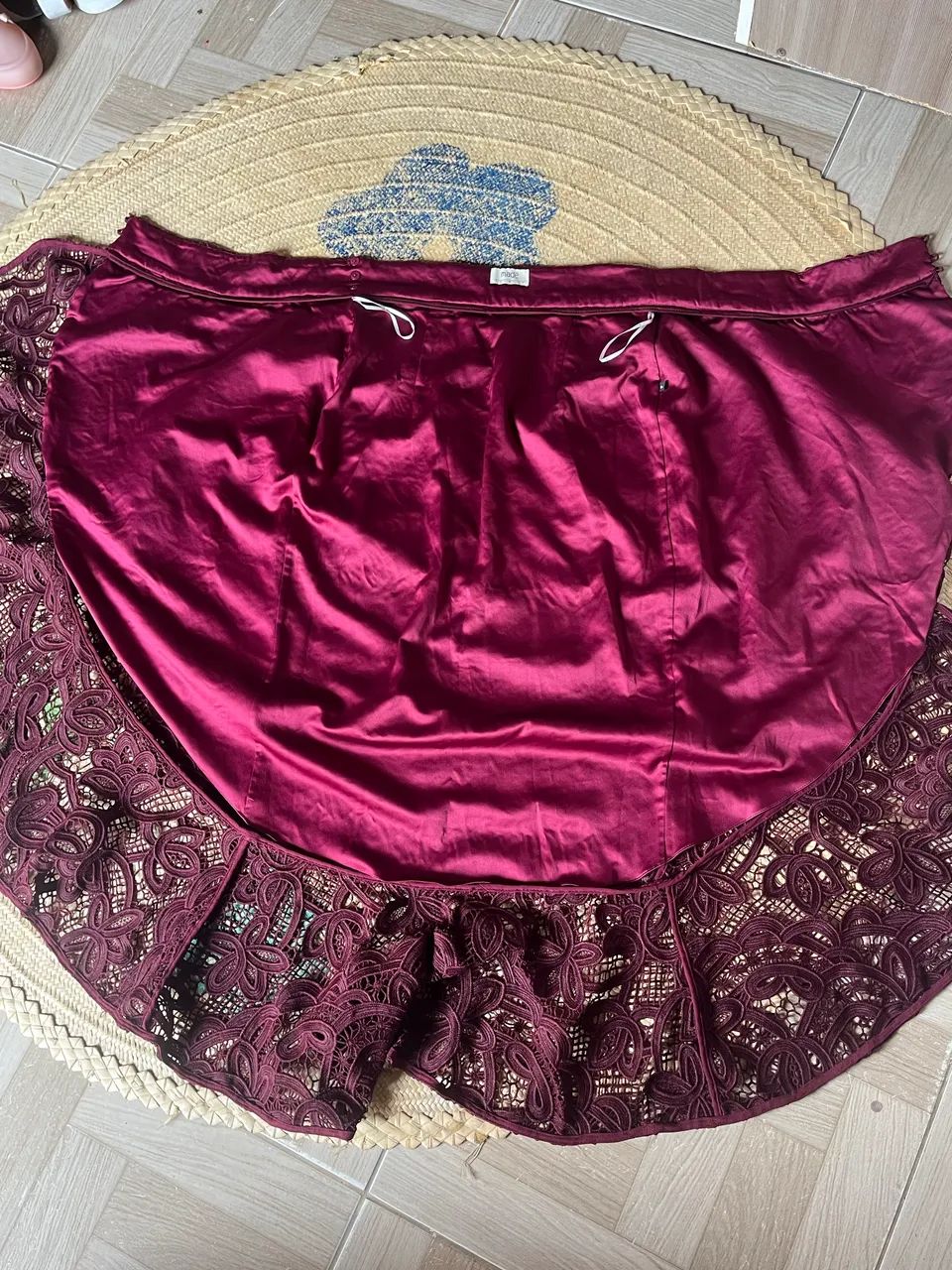 Saia de griffe renda fina  - Foto 3