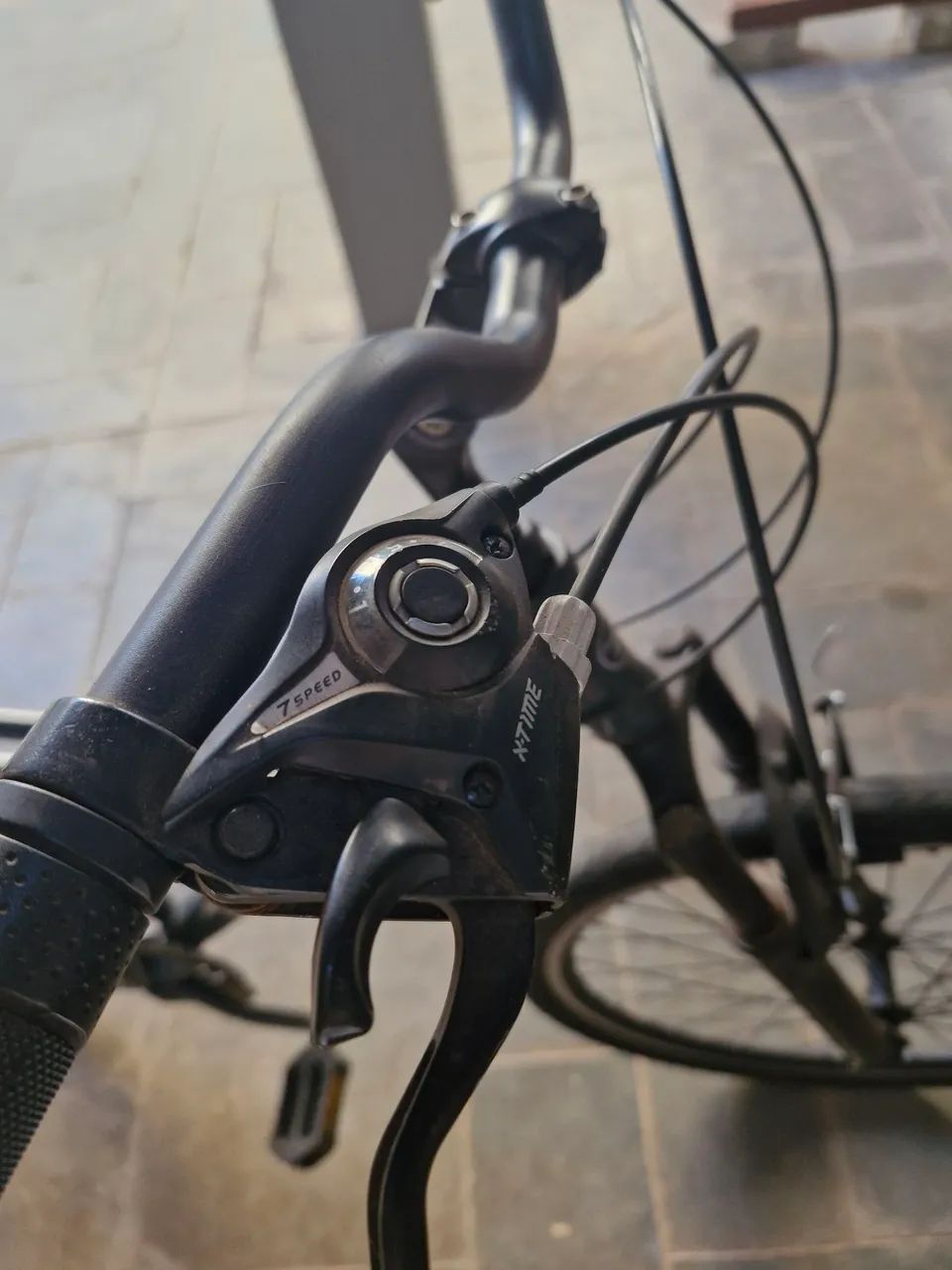 Bicicleta aro 26 quadro alumínio  - Foto 5