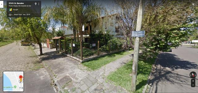 Casa Alto Padrão de esquina no Bairro Tristeza Porto Alegre - Retomado - Foto 2