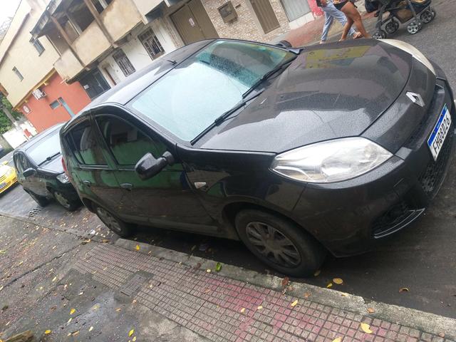 Alugo pra uber com kit gás