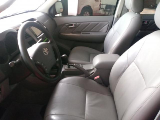 Toyota Hilux 2011 3.0 - Foto 3