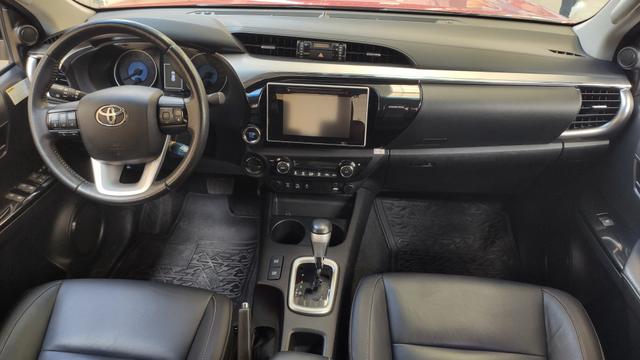 Hilux SRX CD 2.8 AUT Diesel 4x4 2018 - Foto 5