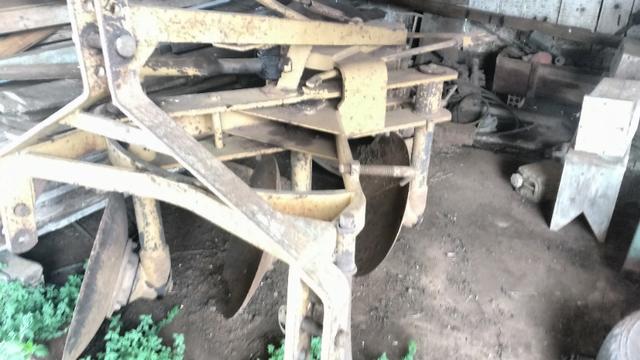 Trator MF 250 com implementos - Foto 5