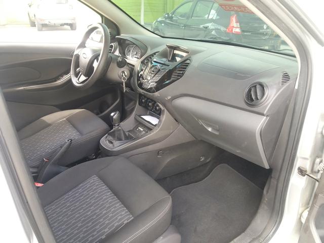 Ford ka + Sedã - Foto 14