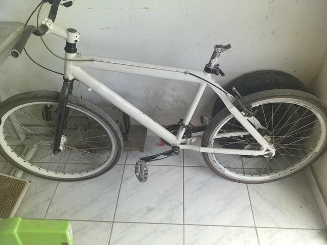 Vendo bike quadro de alumínio vaso de alumínio jante VMAX Raio Inox cubo reforçado - Foto 2