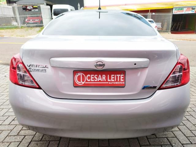 NISSAN VERSA 1.6 S FLEX - Foto 4