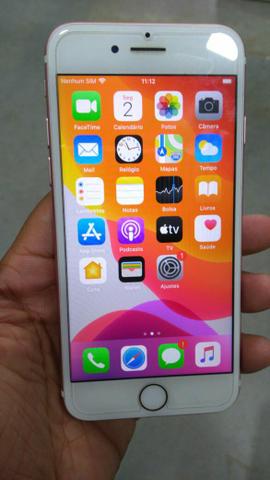 Vendo iphone 7 32gb novinho carregador aceito trocas