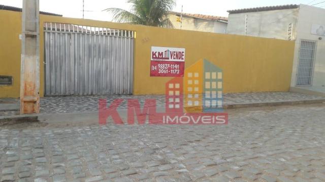 Vende-se casa com Piscina no planalto 13 de Maio - KM IMÓVEIS - Foto 9