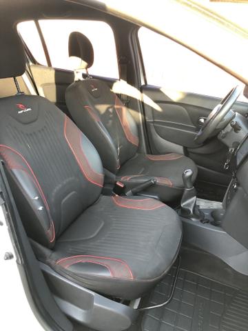 Renault - Sandero 1.6 Stepway Rip Curl - 2017 - Foto 9