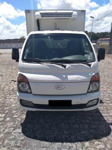 Hyundai HR - baú refrigerado