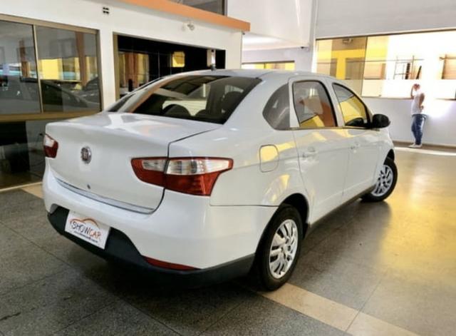 Fiat Grand Siena 2013 TetraFuel 1.4 Completo - Repasse - Foto 6