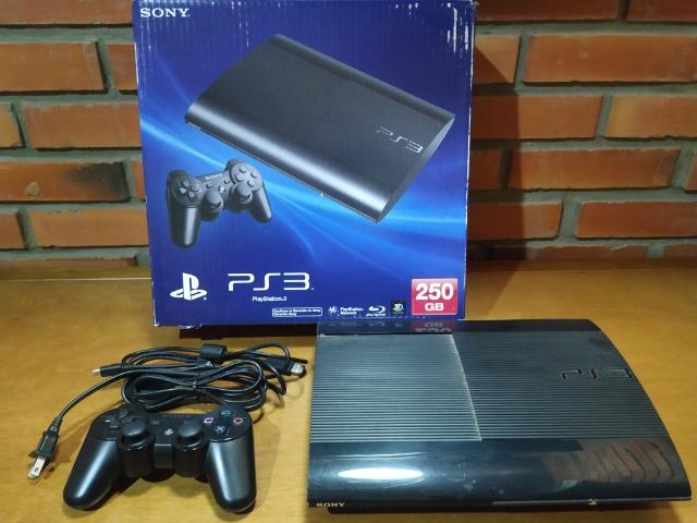 PS3 Super Slim 250GB - Excelente estado
