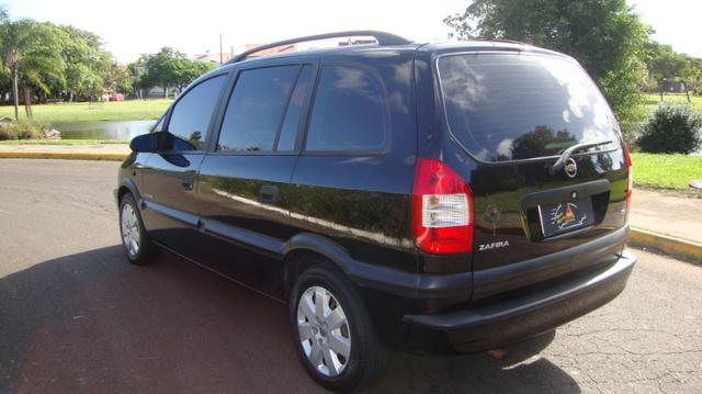 Chevrolet Zafira 7L !!!!R$27.900,00 !!! 2.0 8V AUT. !!!! - Foto 3