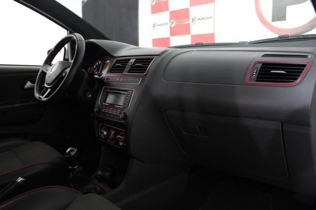 VOLKSWAGEN FOX 2015/2016 1.6 MI ROCK IN RIO 8V FLEX 4P MANUAL - Foto 4