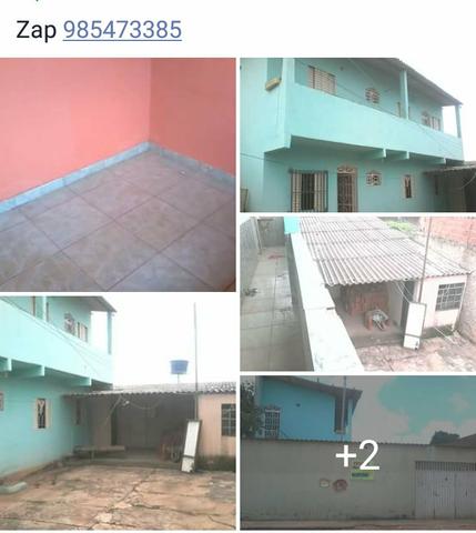 Casa de fundos com 2 kitnets.($cento evinte mil)