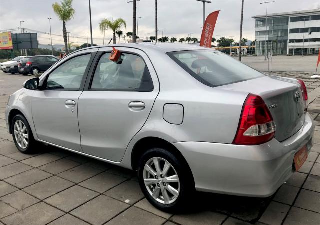 TOYOTA ETIOS 2018/2019 1.5 X PLUS SEDAN 16V FLEX 4P AUTOMÁTICO - Foto 6