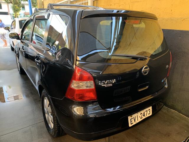Livina 1.6 2011 - Foto 4