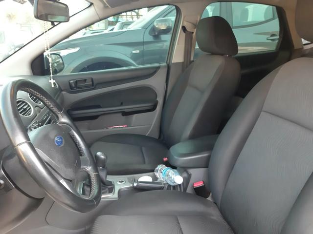 Ford Focus 1.6 GLX Manual - Muito Novo - Procurar Raphael Moreira - Foto 9