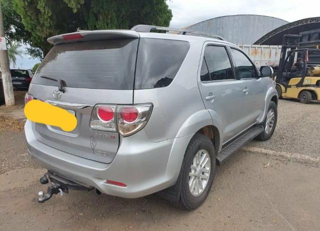 Toyota Hilux 3.0 SRV 4X4 - Foto 4