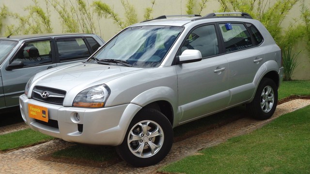 TUCSON 2012/2013 2.0 MPFI GLS 16V 143CV 2WD FLEX 4P AUTOMÁTICO