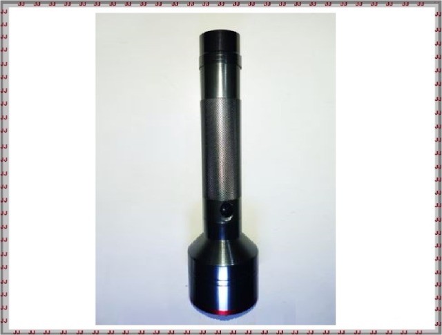 Lanterna T6 - Aluminium BL-ZD32 - Foco concentrado e forte  - Foto 3