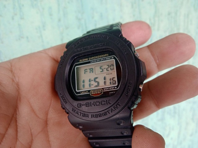 Relógio Casio g shock de 5700 fundo rosca - Foto 4