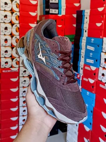 Mizuno marron 2025