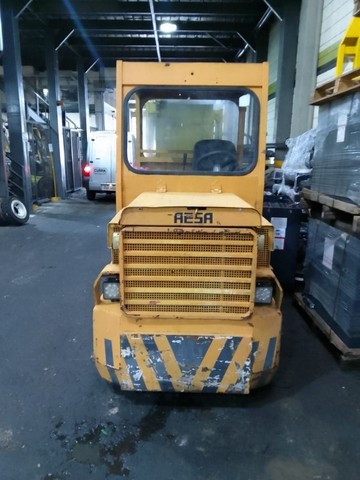 Rebocador à combustão Kolosso, KM20, Capacidade 12.000Kg - Foto 2