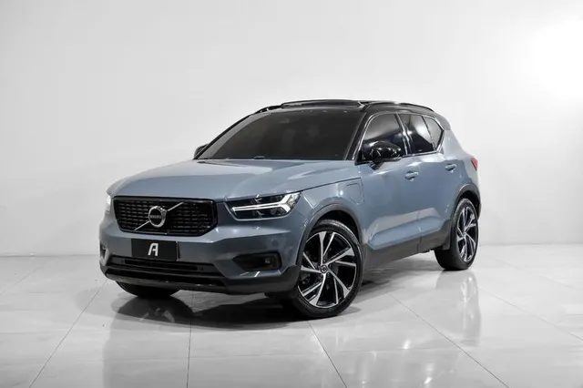 comprar Volvo XC40 2021 em Curitiba - PR