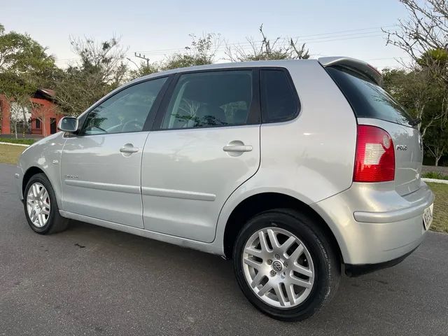 Polo Hatch 1.6 Confortline 2006