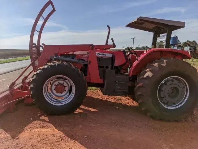 Trator Massey Ferguson 4299 Ano 2007