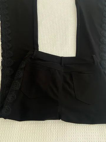 Calça boca de sino preta - Foto 3