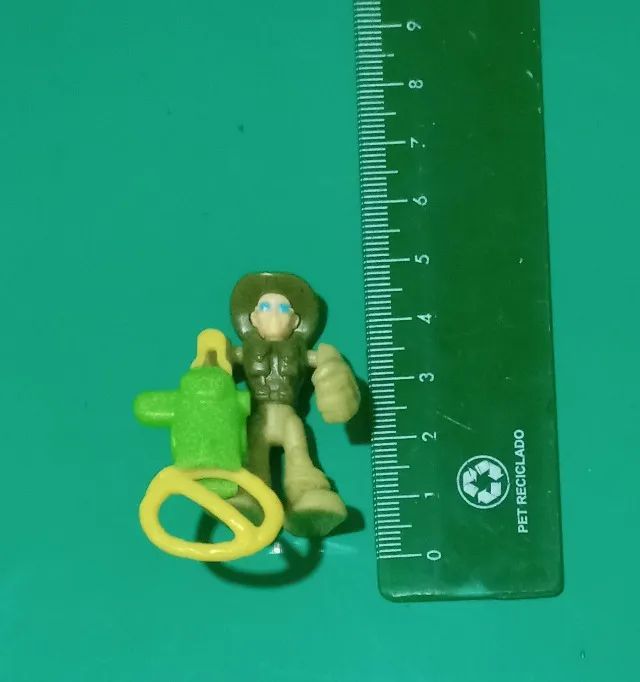 3 miniaturas da kinder ovo - Foto 3