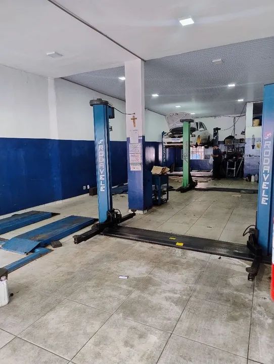 Passo ponto oficina mecânica 5 elevadores asa norte 709