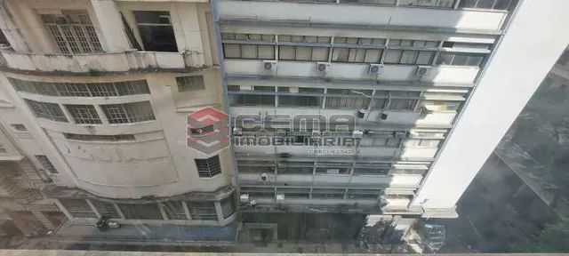 Sala próximo ao metrô da Cinelândia - rua Alcindo Guanabara