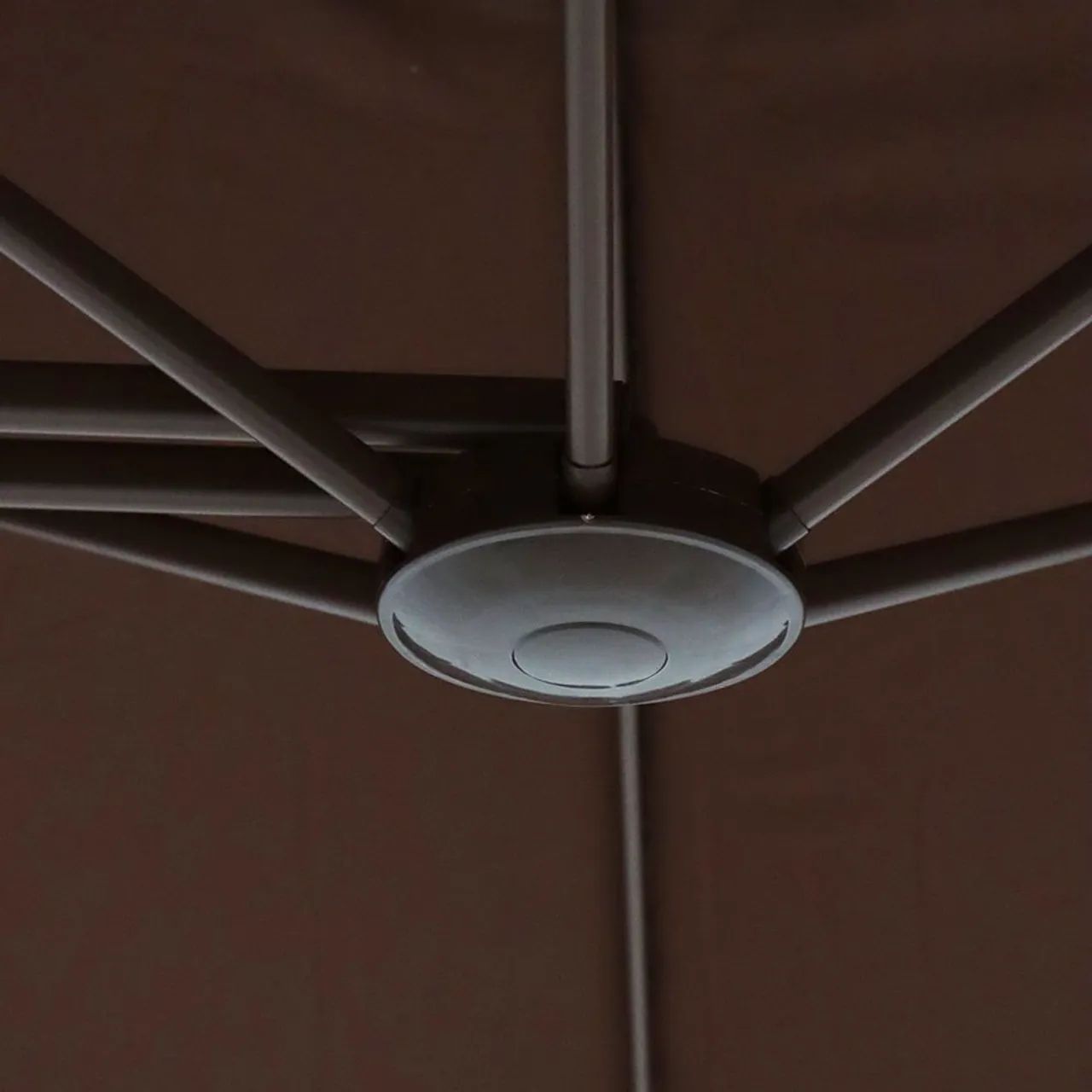 Ombrelone Suspenso Oslo com Alavanca 3 Metros Marrom Bel (PRONTA ENTREGA) - Foto 3