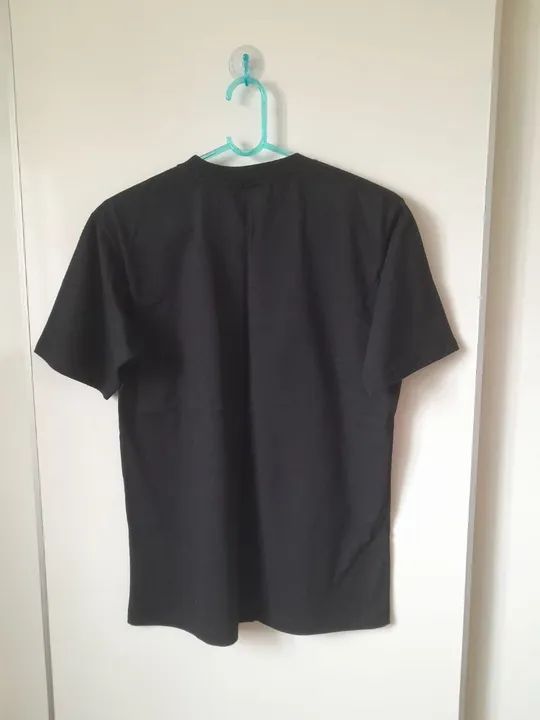 Camiseta The Walking Dead "Dont Dead Open Inside" da Fatum Tam. P (Nova) - Foto 3