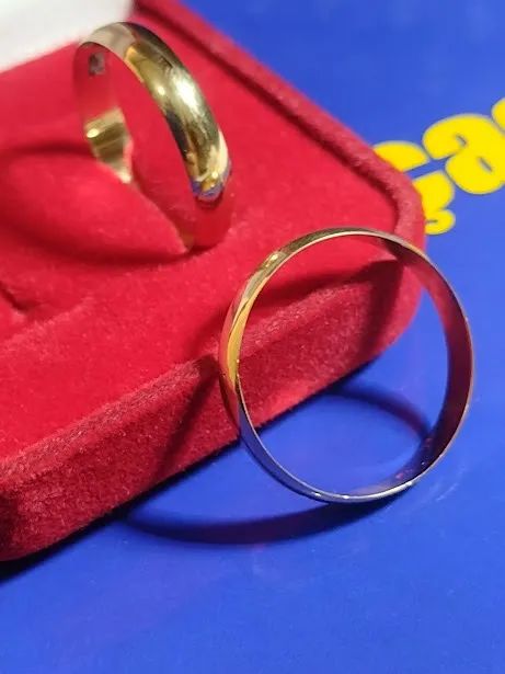 Alianças Boleadas Noivado Casamento Ouro 18 Kilates 7.10 Gramas Maciça                     - Foto 5