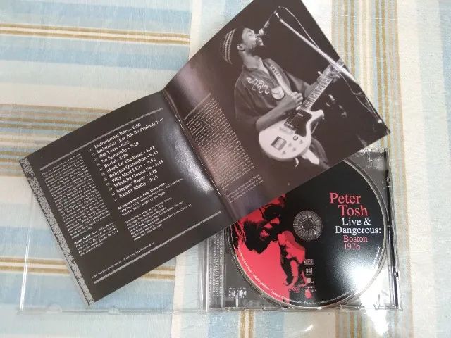 Peter Tosh - Live and dangerous - ótimo estado - Foto 3