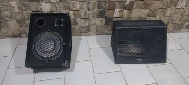 Pair of passive monitor speakers64308568899714122