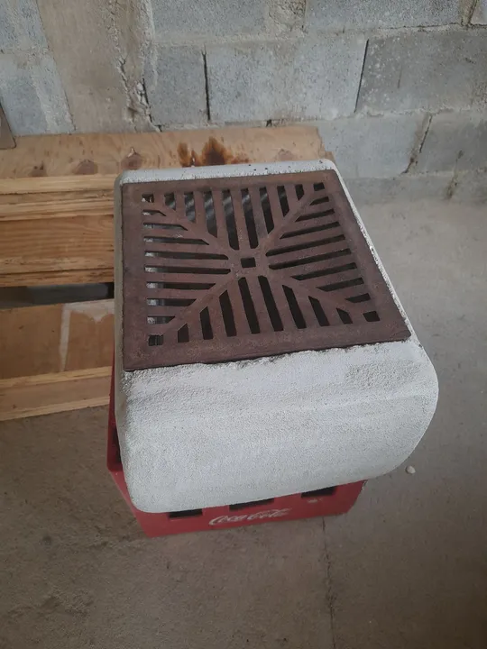Mini churrasqueira de concreto