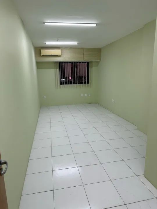 04 salas conjugadas para locação, recém reformadas, 03 wc, 01 copa, 04 vagas, Av. Tancredo - Foto 4