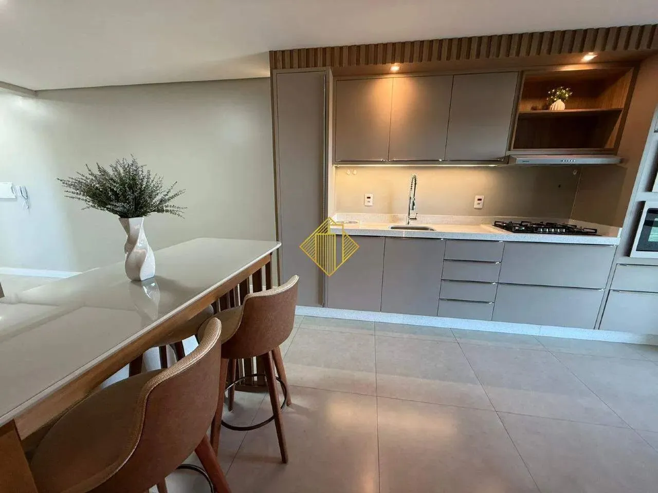 APARTAMENTO PARA LOCAÇÃO NO JARDIM INDUSTRIAL EM TOLEDO - PARANÁ