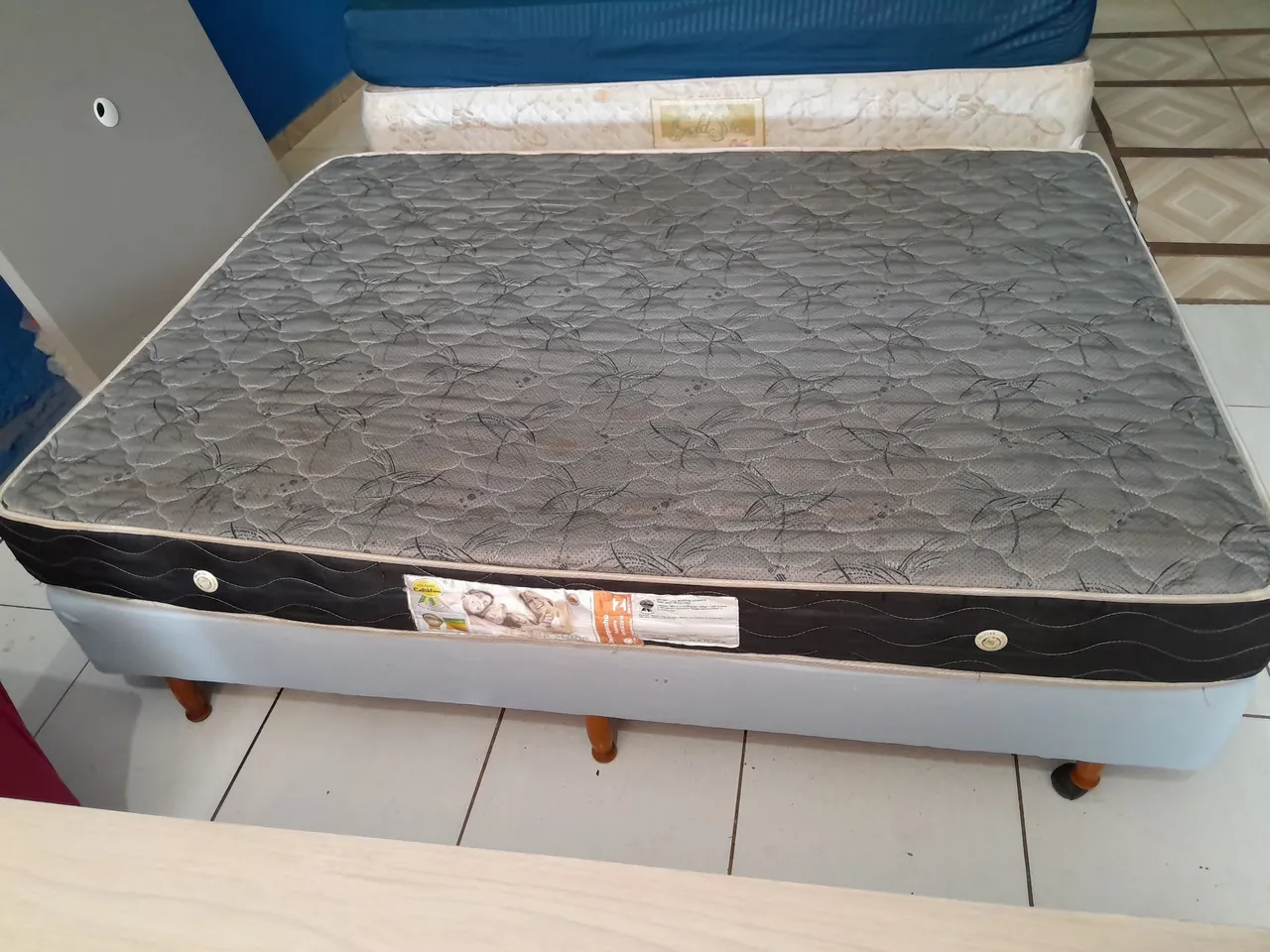 Cama box casal espuma D 33