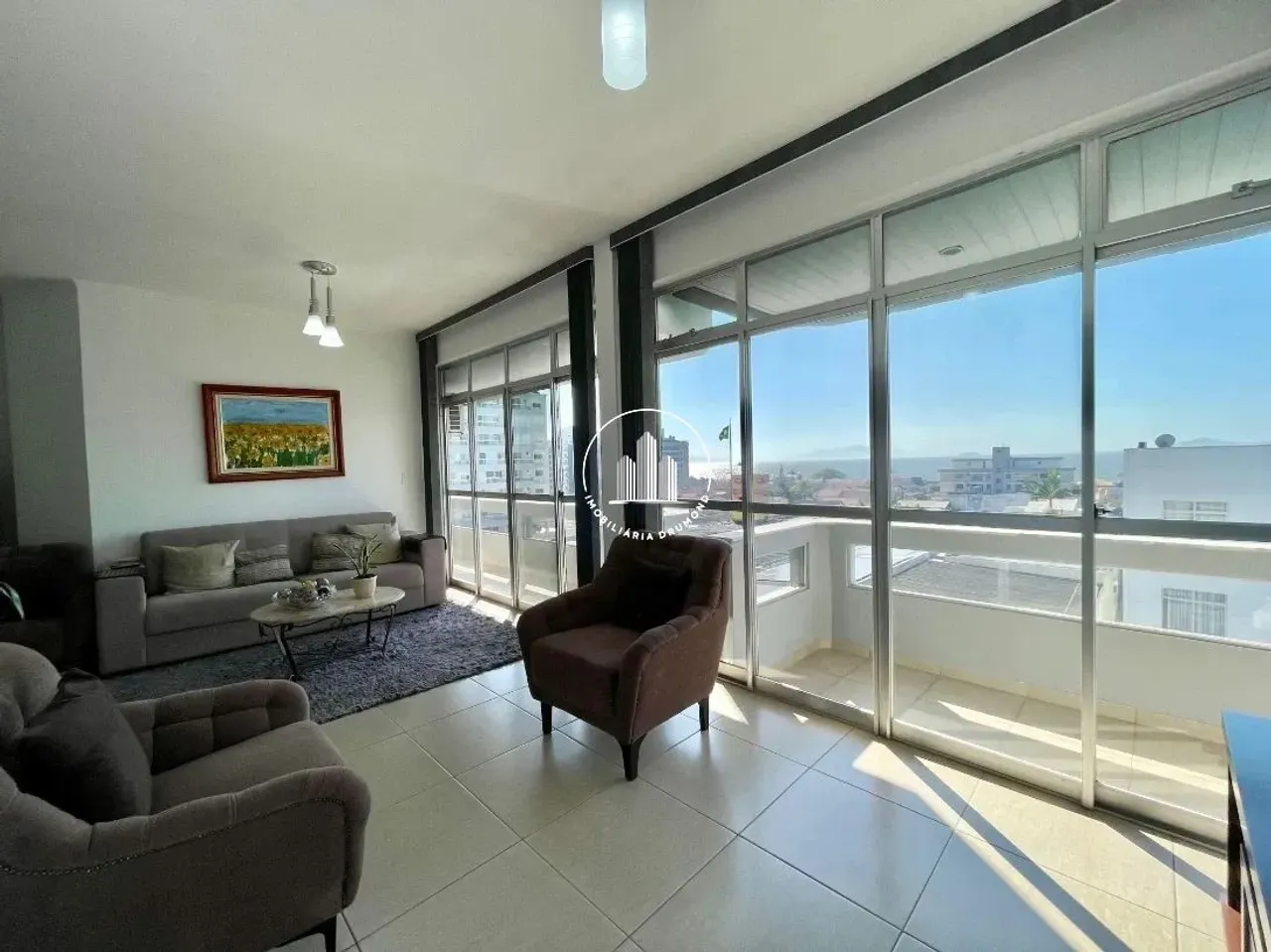 Cobertura 4 Quartos com 1 Suíte e 241m² - Balneário - PLC