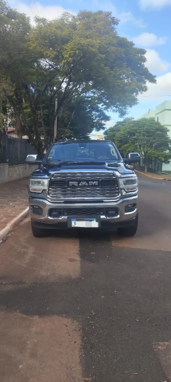 DODG RAM 2500 LARAMIE